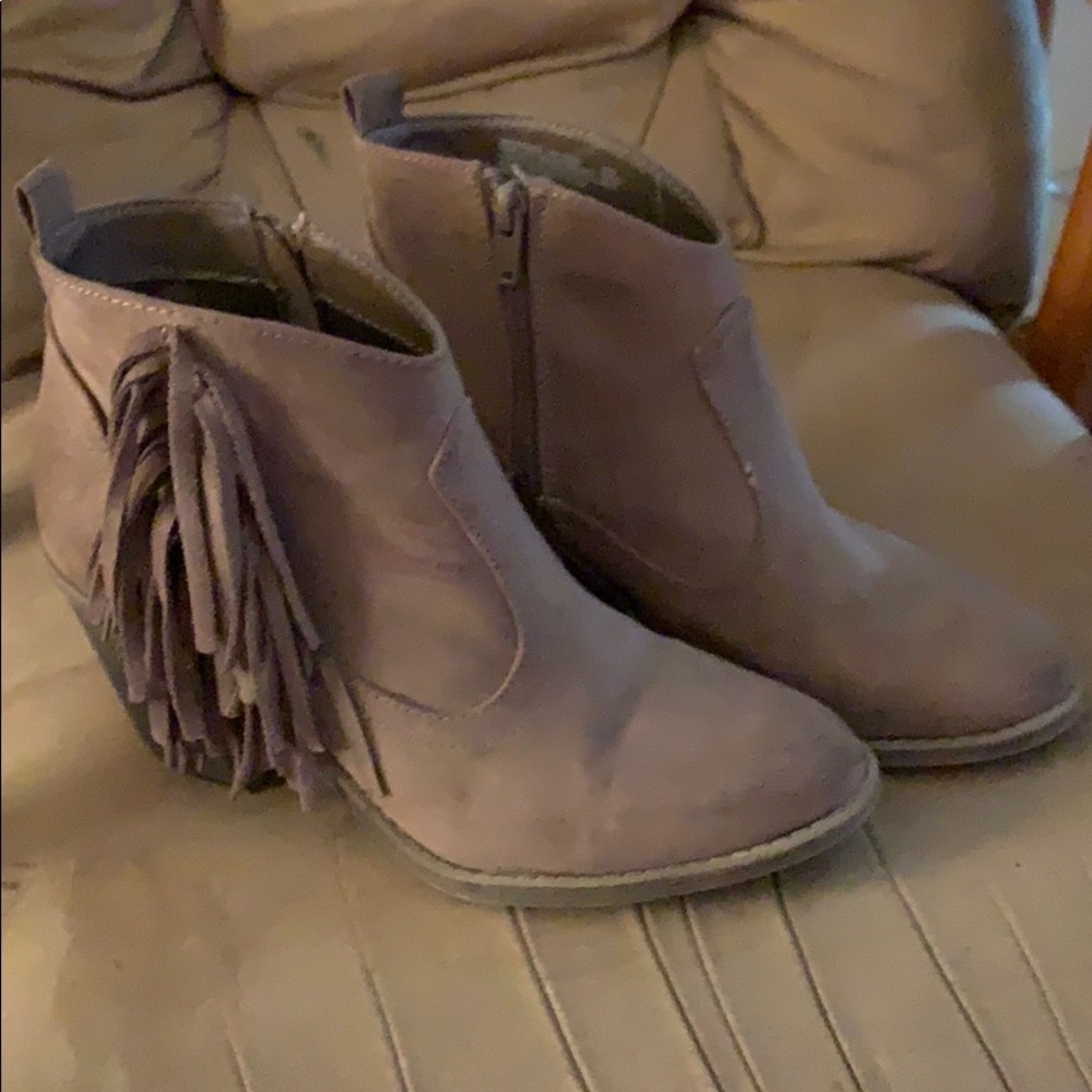 Light purple booties